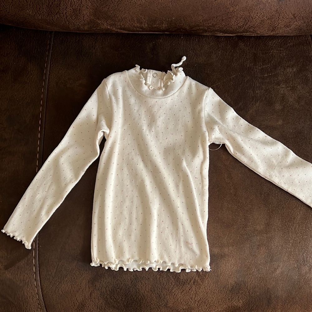 Brand new never worn- no tags. Jessica Simpson 2T